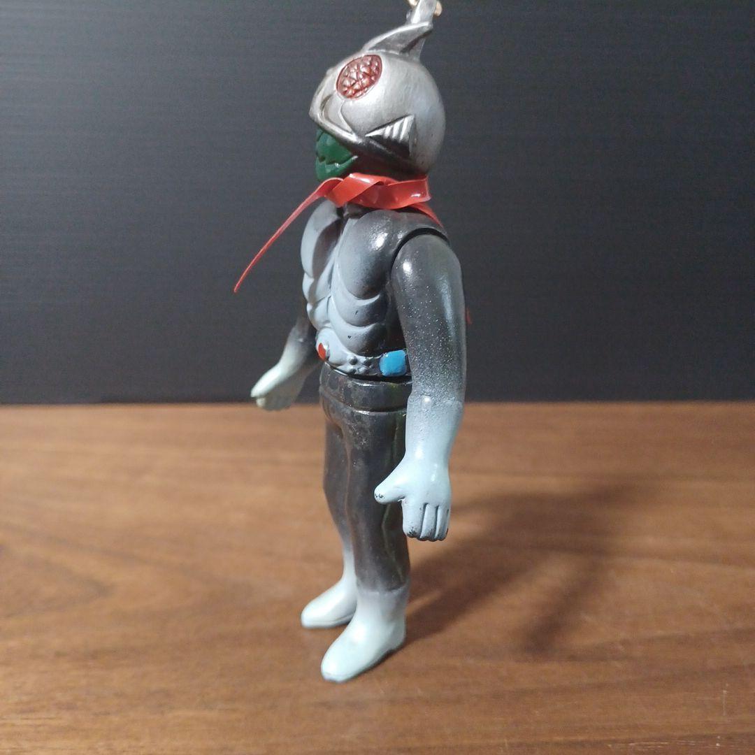 当時物「仮面ライダー」「キカイダー01」「イナズマン」ペンダントトップ３体セット