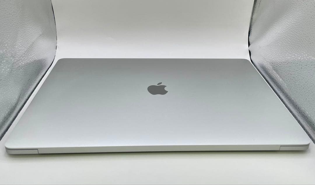 MacBook Pro 2019 i7 16インチ 16GB/512GB