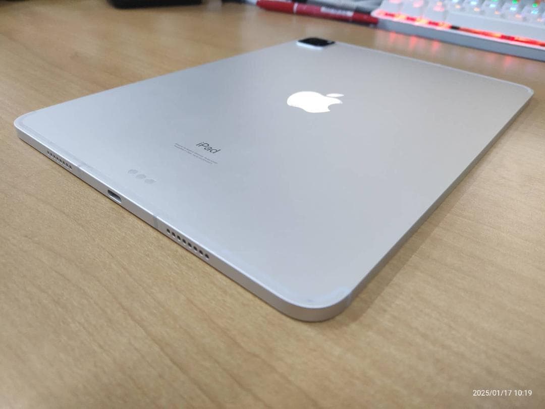 011700B iPad Pro 第3世代 Cellular A2459