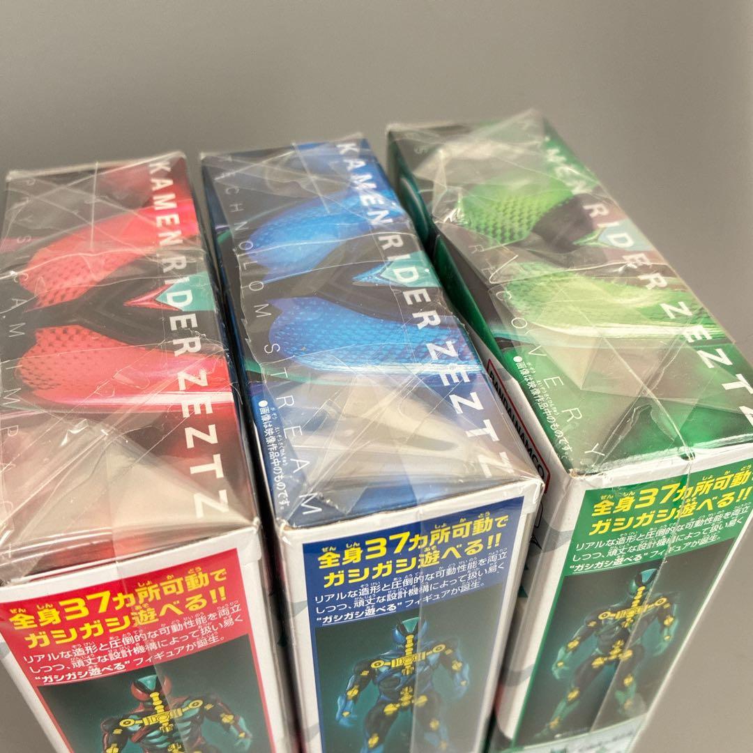 【未開封】　仮面ライダーアクション　フィギュア 仮面ライダーゼッツ３個セット