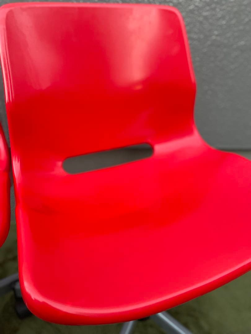 【廃番】2脚セット　IKEA 回転チェア SNILLE スニレ レッド　赤