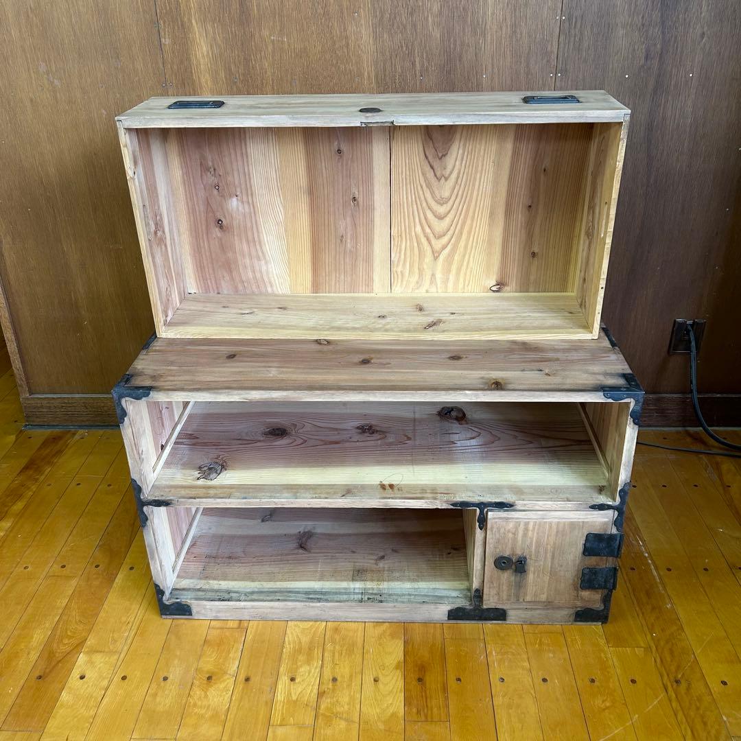 古箪笥(たんす) 店舗什器　棚　b