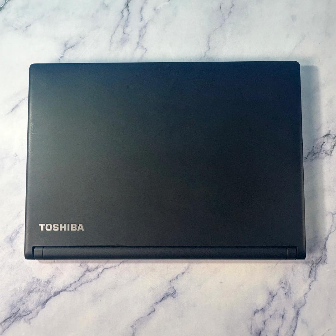 メモリ16GB★コンパクト★SSDで爆速・ノートパソコン・MSオフィス付