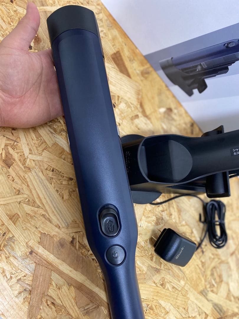 【格安・超美品】Shark EVOPOWER スティッククリーナー本体