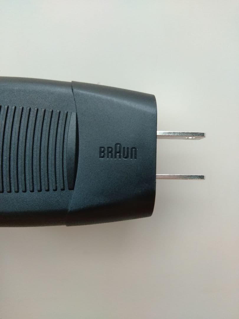 BRAUN　ブラウン　ひげ剃り　シェーバー　ウォーターフレックス wet&dry