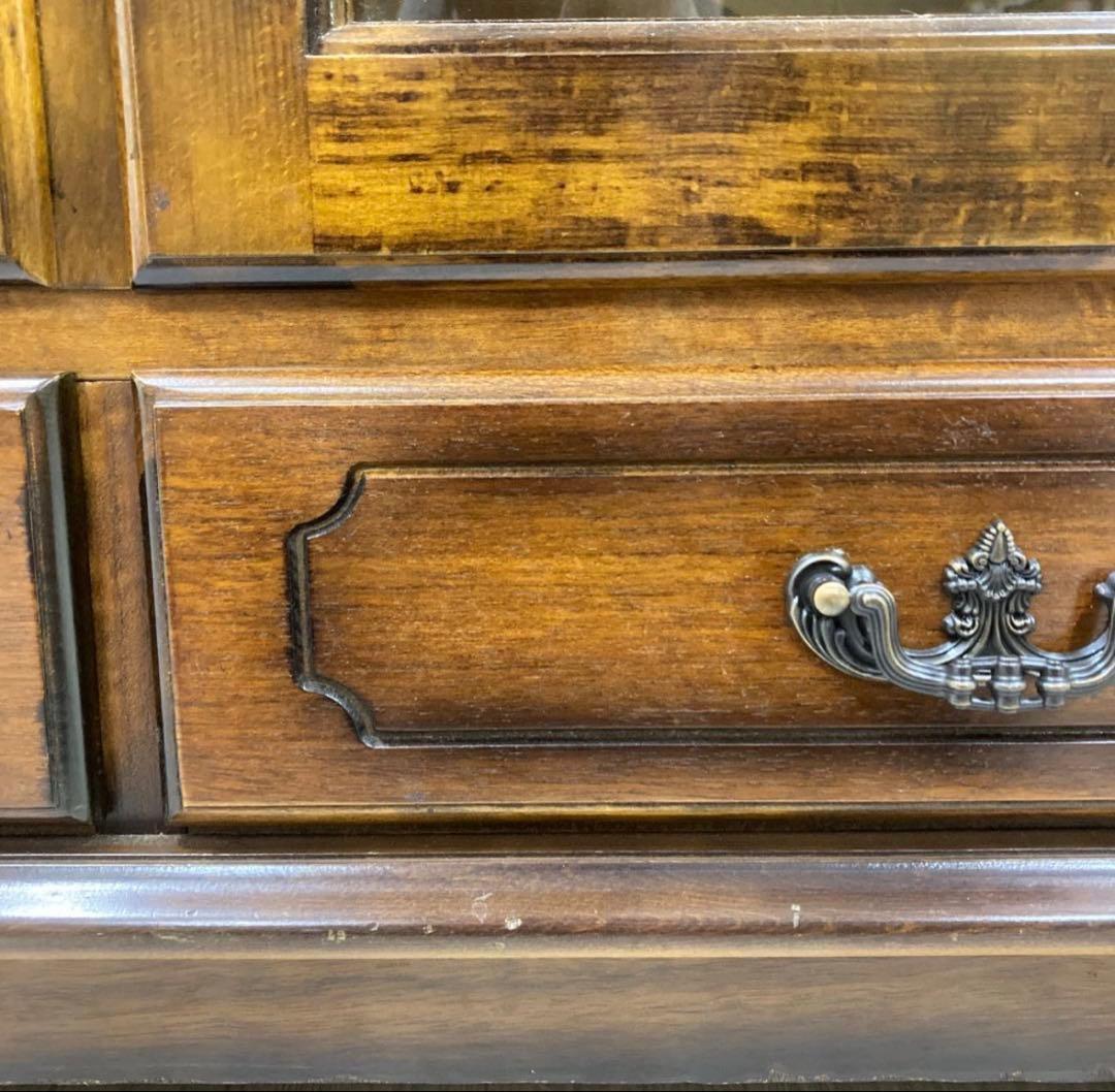 【カリモク】コロニアル　サイドボード　リビングボード　キャビネット