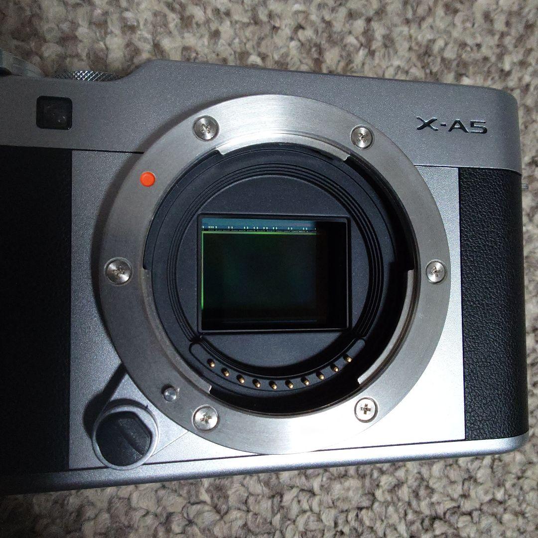 FUJIFILM X-A5本体+レンズ