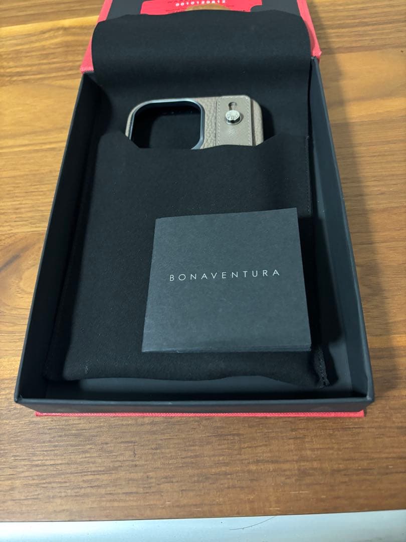 新品同様 ボナベンチュラ BONAVENTURA iPhone16promax