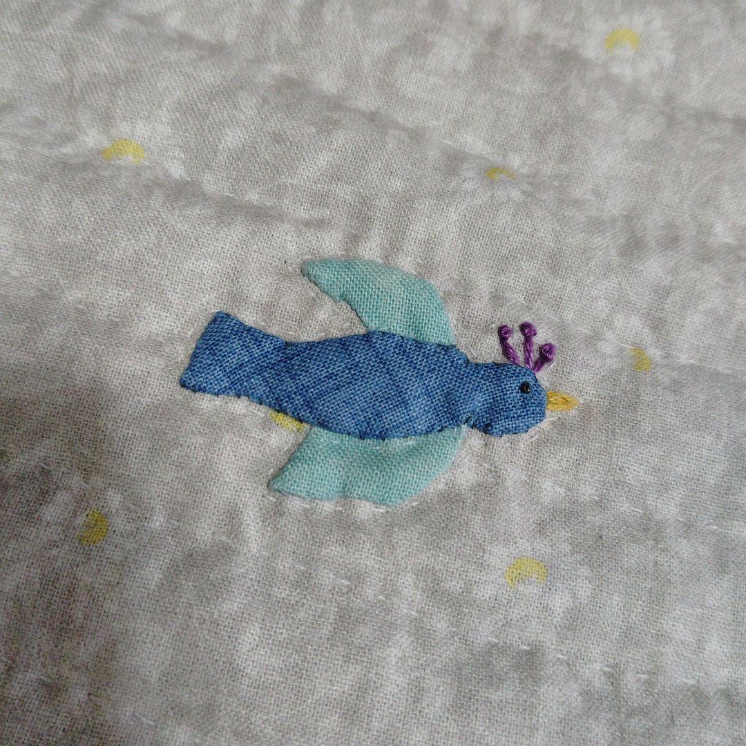 ハウスのパッチワークタペストリー【84】