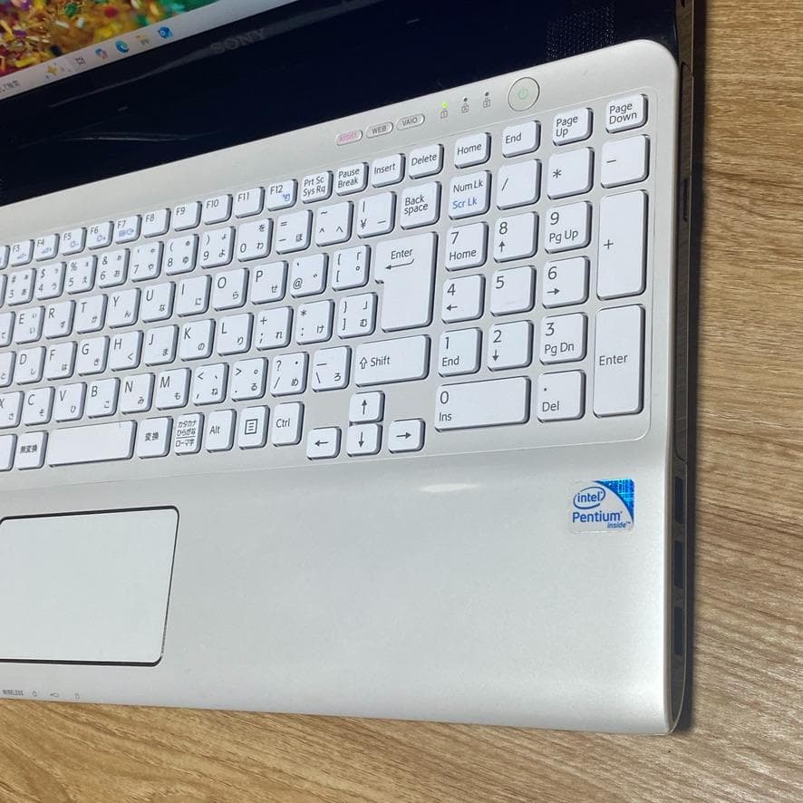 【売れてます】 人気のホワイト SONY VAIO ノートパソコン SSD250