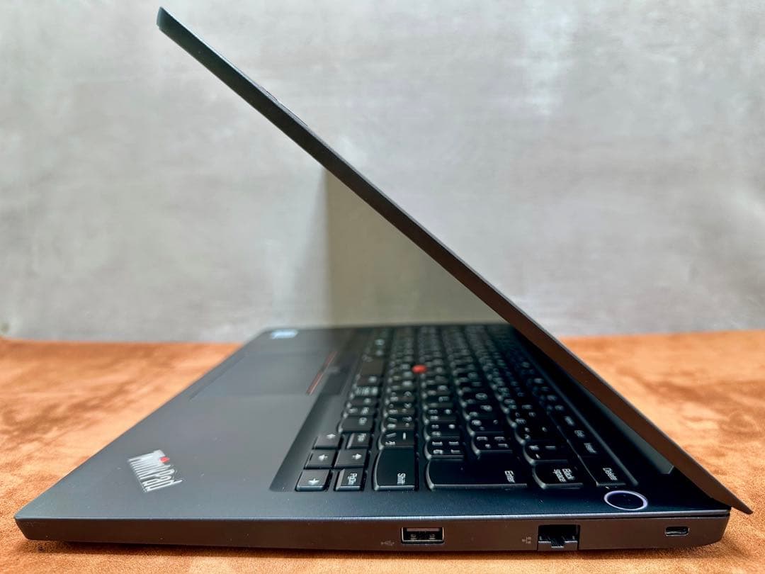 Windowsノート本体 Lenovo ThinkPad E14 i3-10110U 8GB |2253
