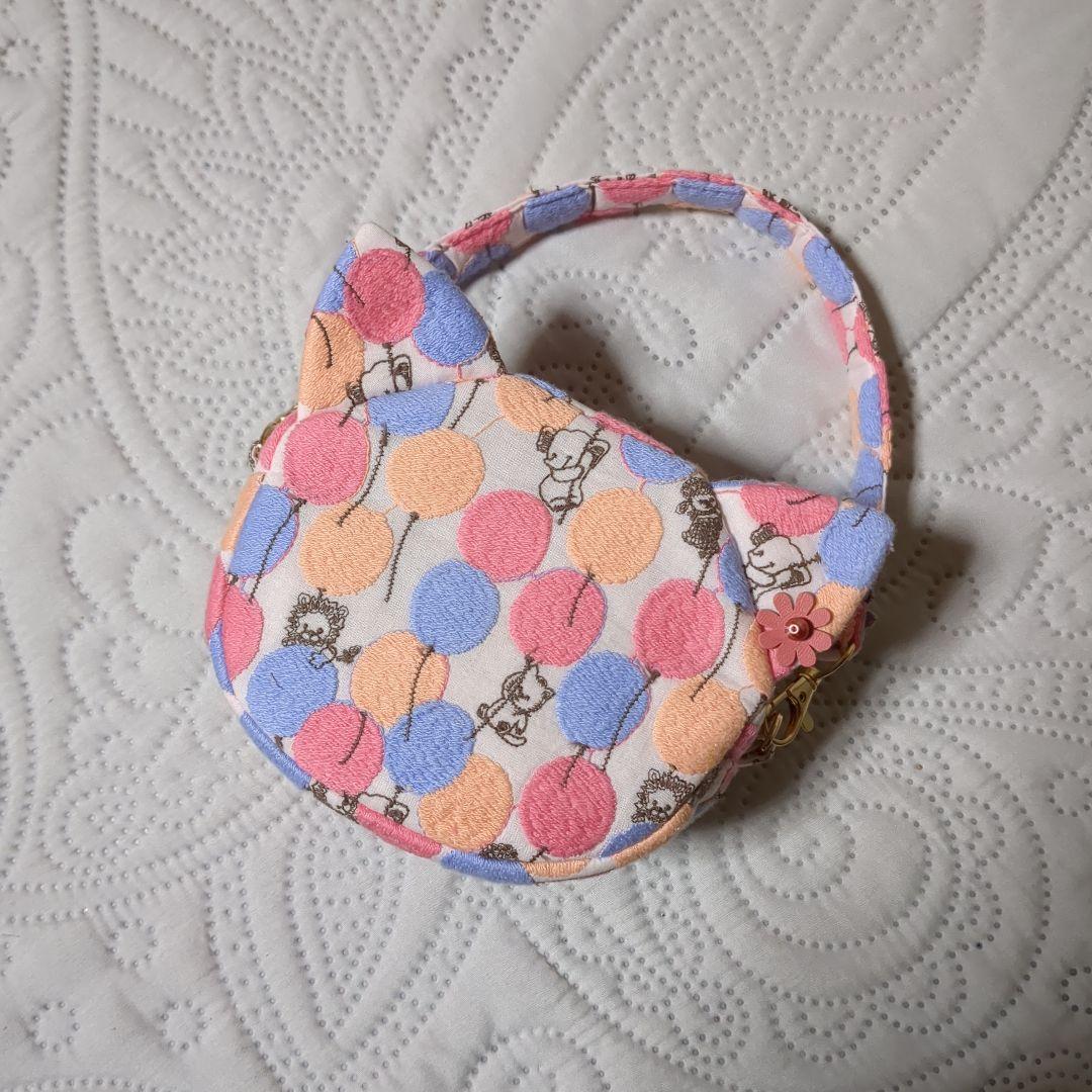 専用…コロンと猫ポーチ…ユキエモン刺繍 バルーンランドピンク系