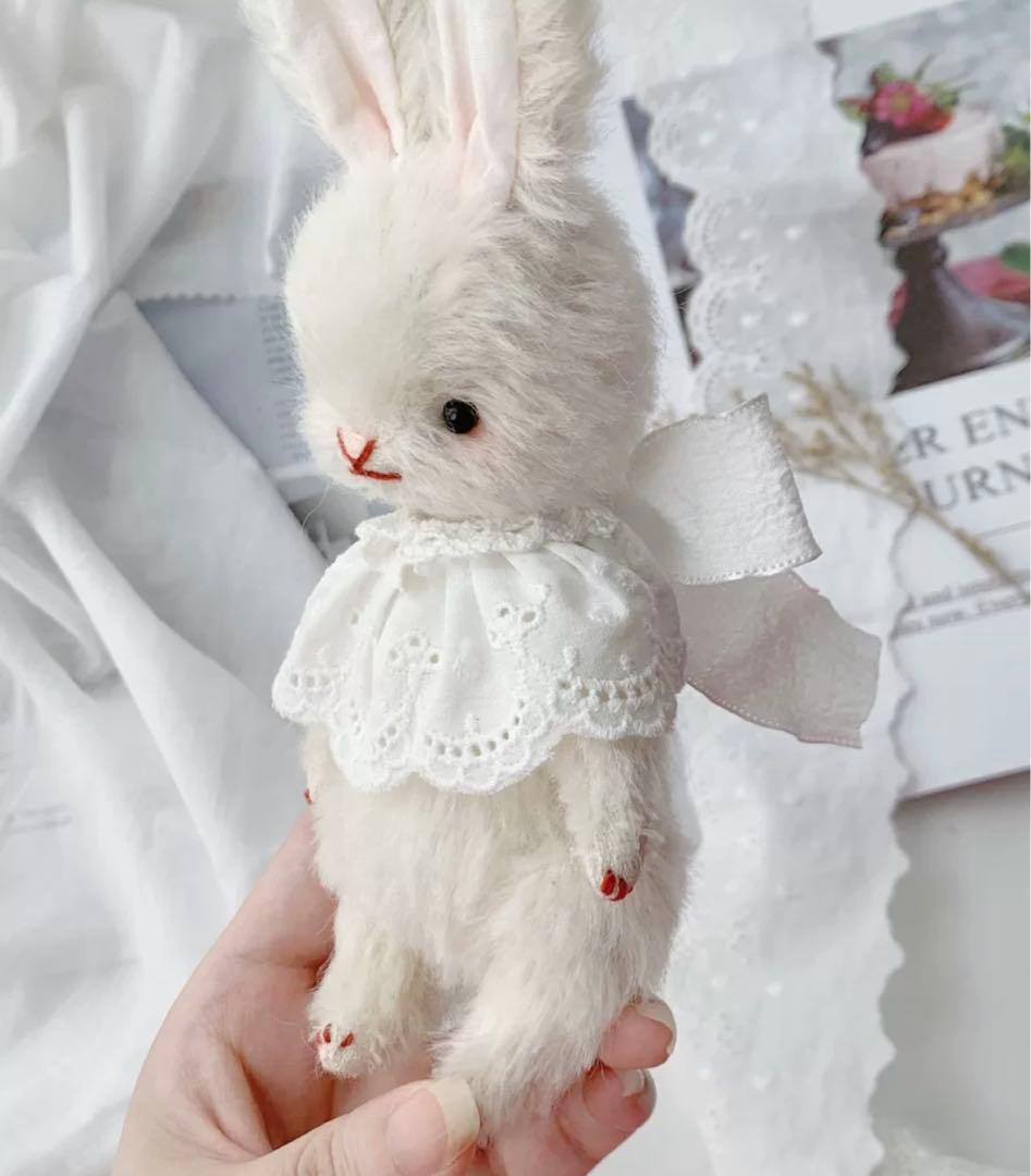 リトルベイビーうさぎ ぬいぐるみ 海外作家様 ハンドメイド 部屋飾り ロリィタ