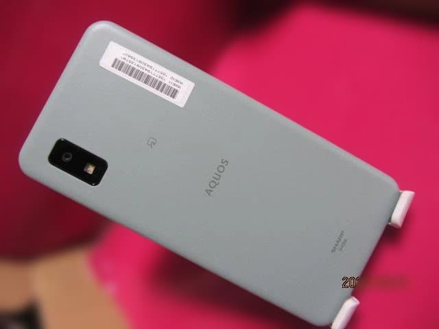 AQUOS wish　shg06　os:13　64gb　元デモ機　50-8635