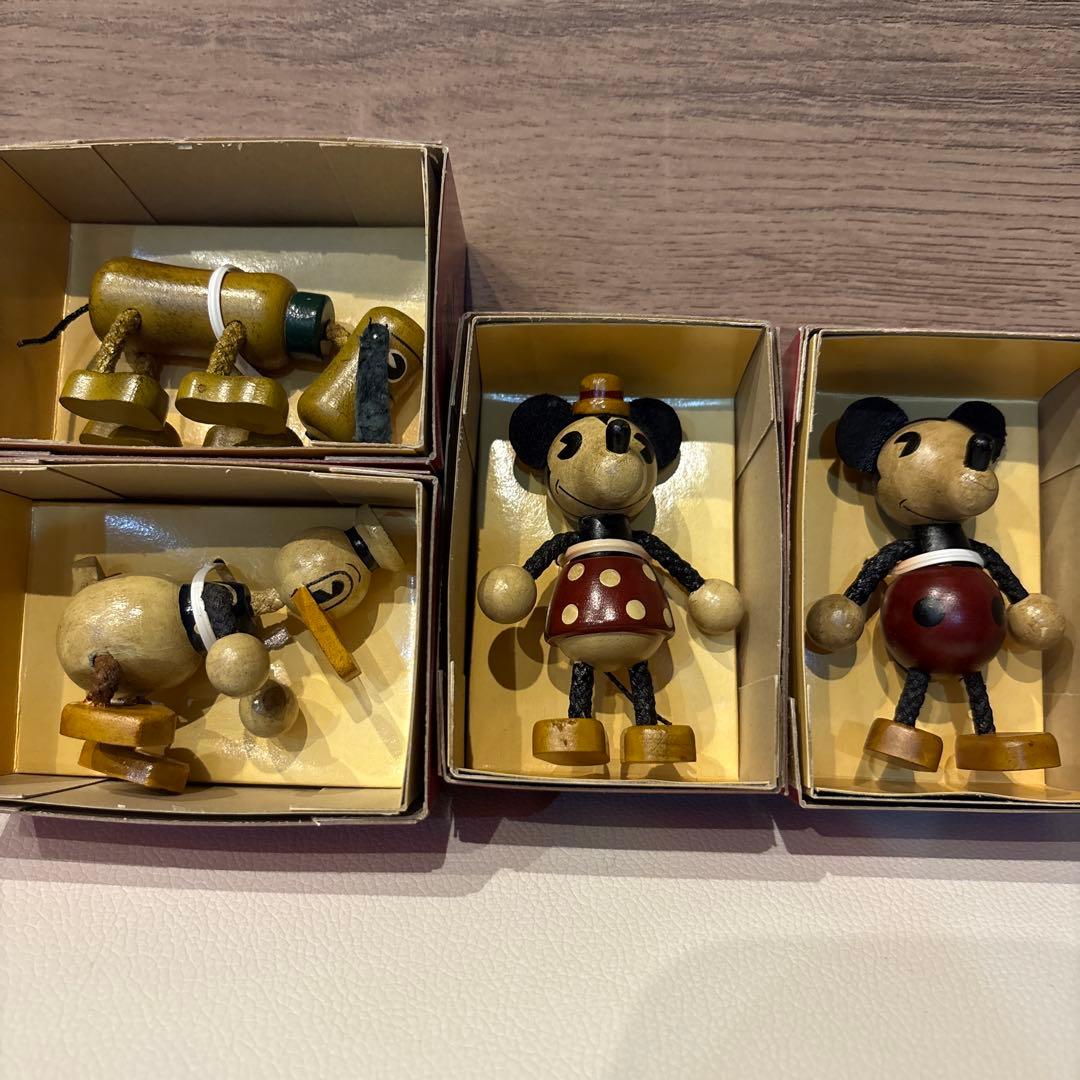 ヤングエポック Disney レトロトイコレクション