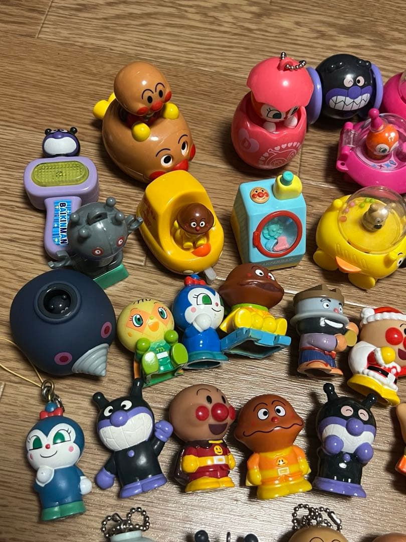 （お値引き不可❌）アンパンマン　ソフビ　ミニフィギュア　102点まとめ売り