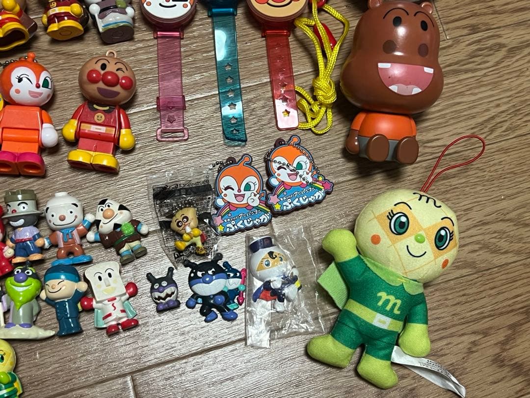 （お値引き不可❌）アンパンマン　ソフビ　ミニフィギュア　102点まとめ売り
