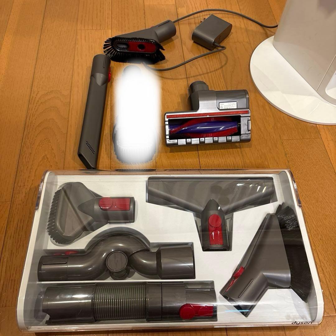 ダイソンV10 SV12 美品！　スタンド付き　分解洗浄除菌整備済み