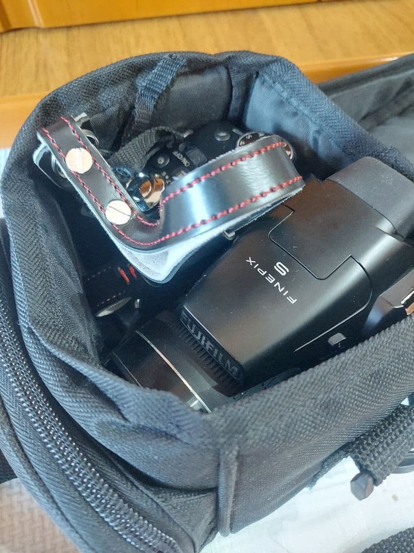 デジタルカメラ FinePix S4500