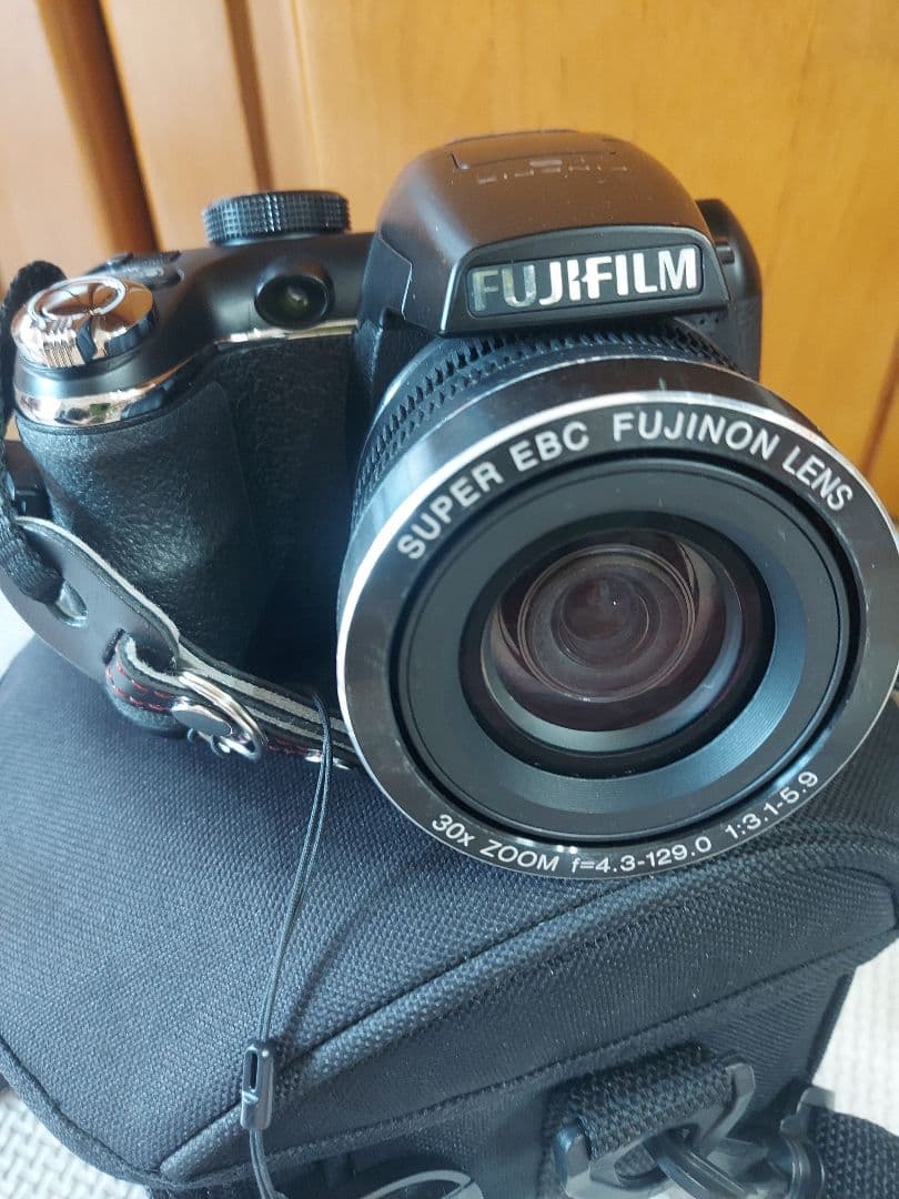 デジタルカメラ FinePix S4500