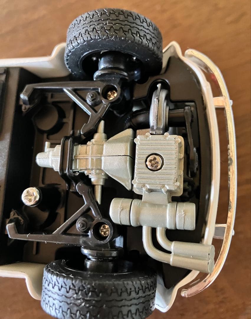 ロードシグネチャー 1/18フィアット アバルトFIATABARTH695SS