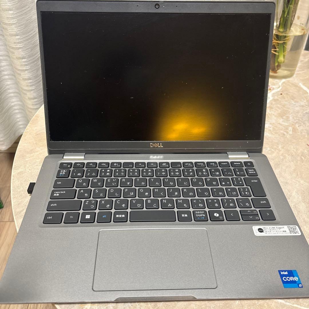 DELL Latitude 5330 Core i7 12世代 16Gb
