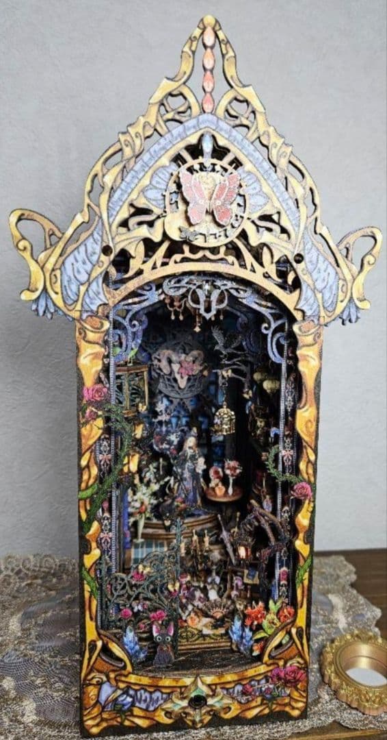 ドールハウス「魔女の宮殿」★ブックヌック★完成品★ドールハウス
