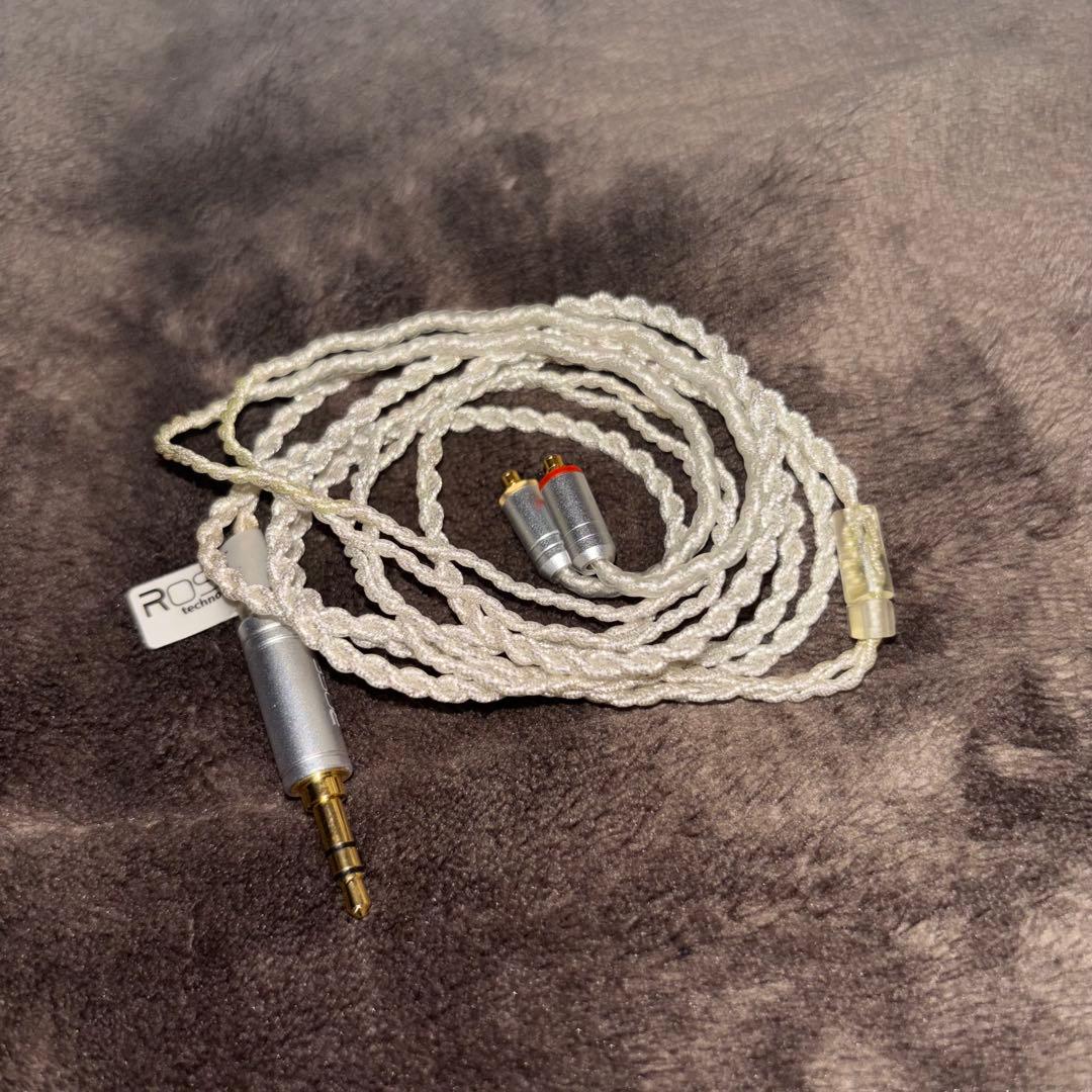 国内正規品　美品　ROSE BR5 MK2 イヤホン　レッド　MMCX