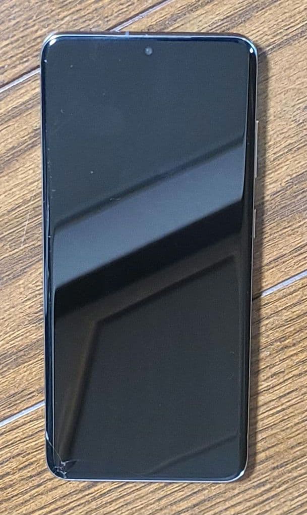 ドコモ SIMロック解除済み Galaxy S20 5G SC-51A利用制限〇