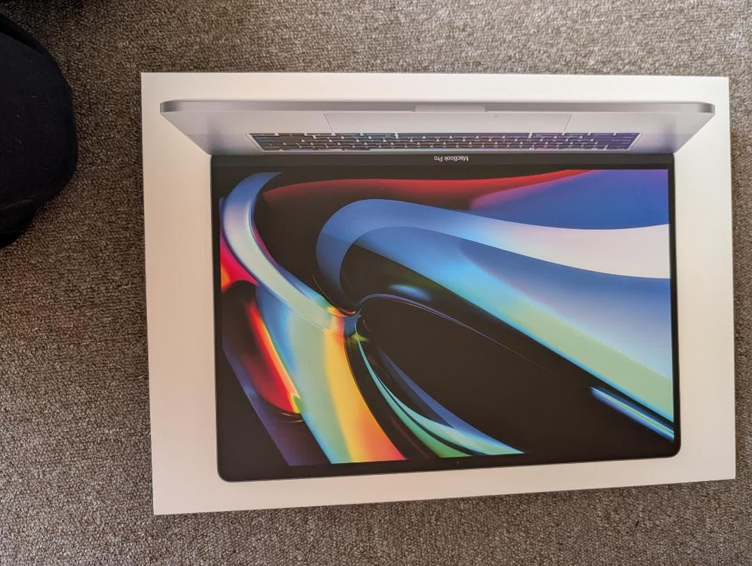 MacBook本体 MacBookPro 16inch 16GB 512GB intel i7