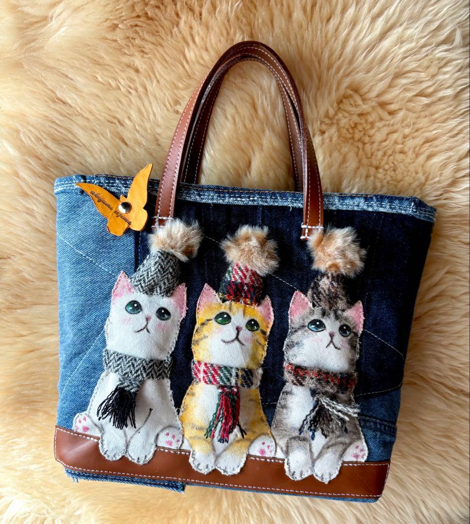 (手づくり)\"お出かけ待ち三兄弟\"ネコのアップリケデニムバッグねこ