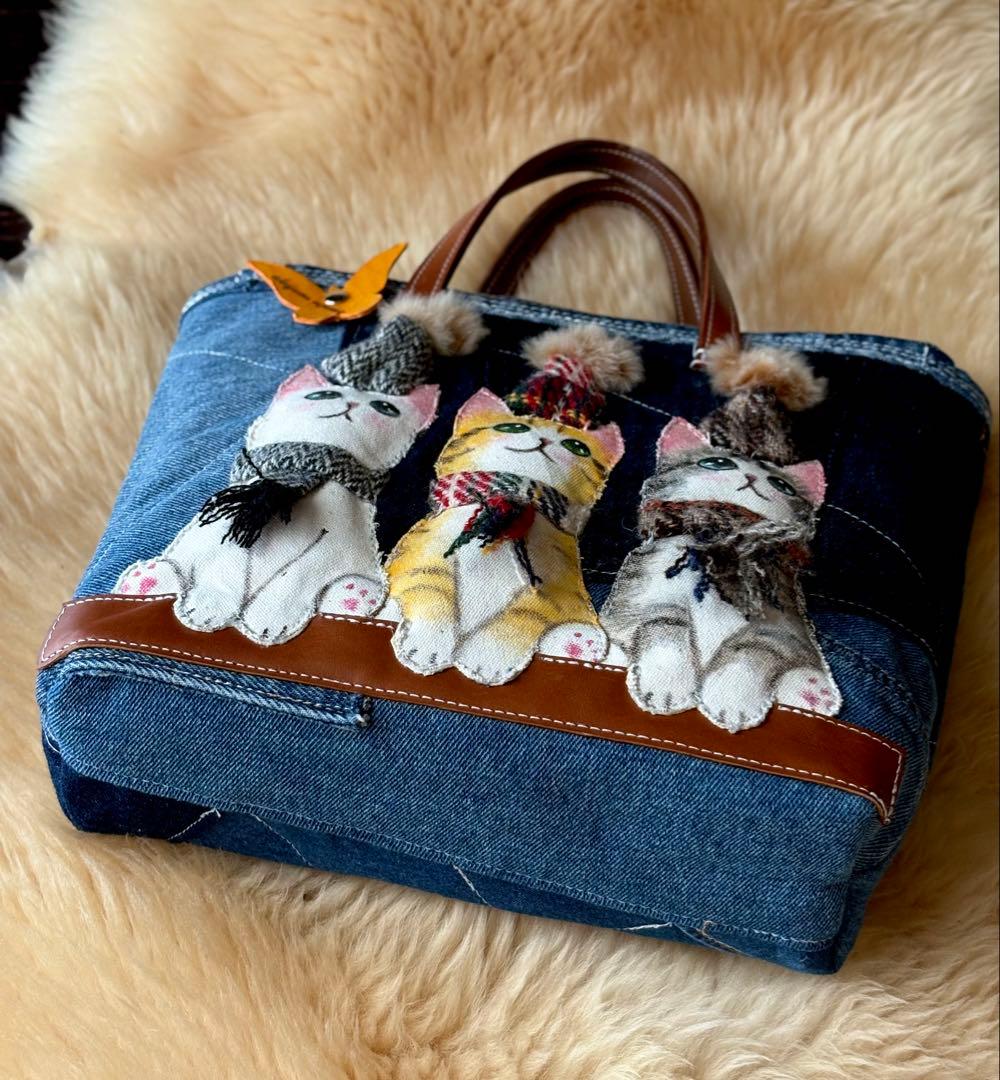 (手づくり)\"お出かけ待ち三兄弟\"ネコのアップリケデニムバッグねこ