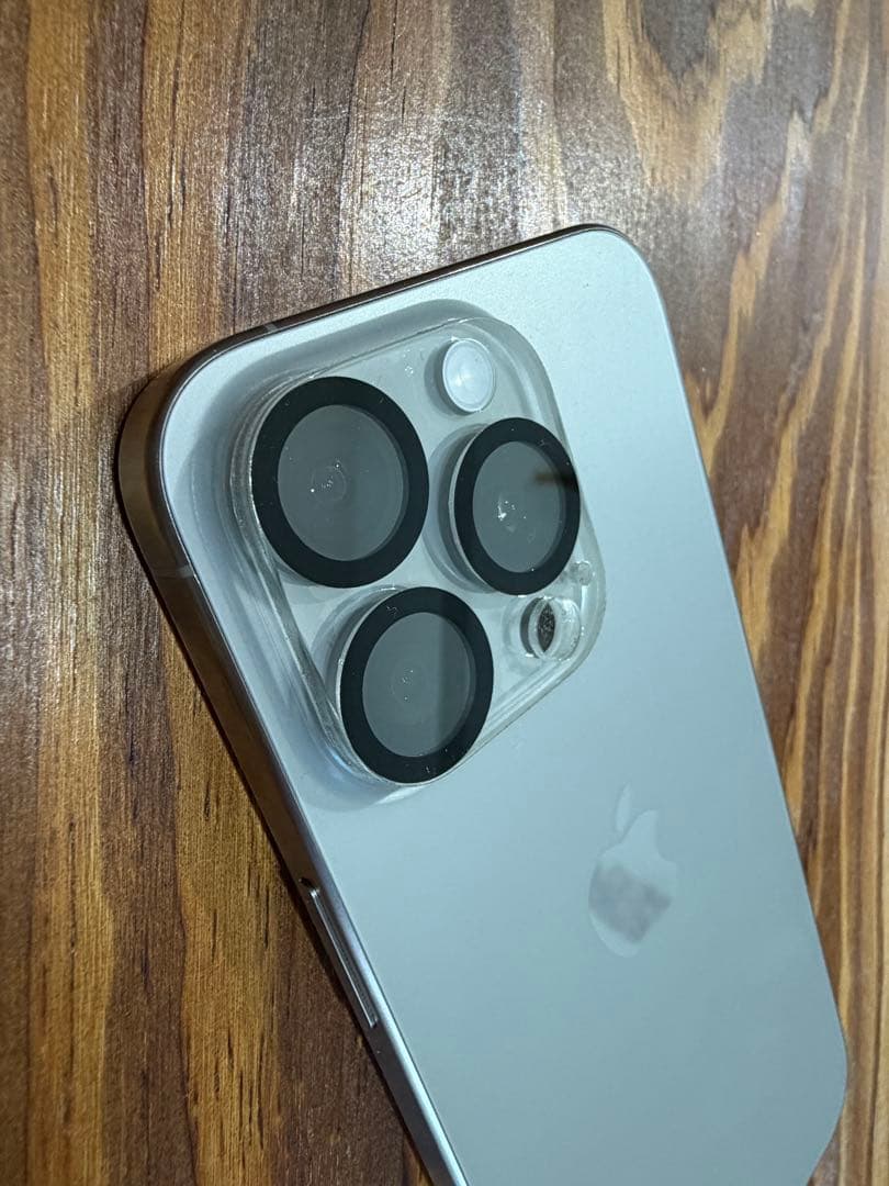 【いずいずー】iPhone15Pro natural titanium