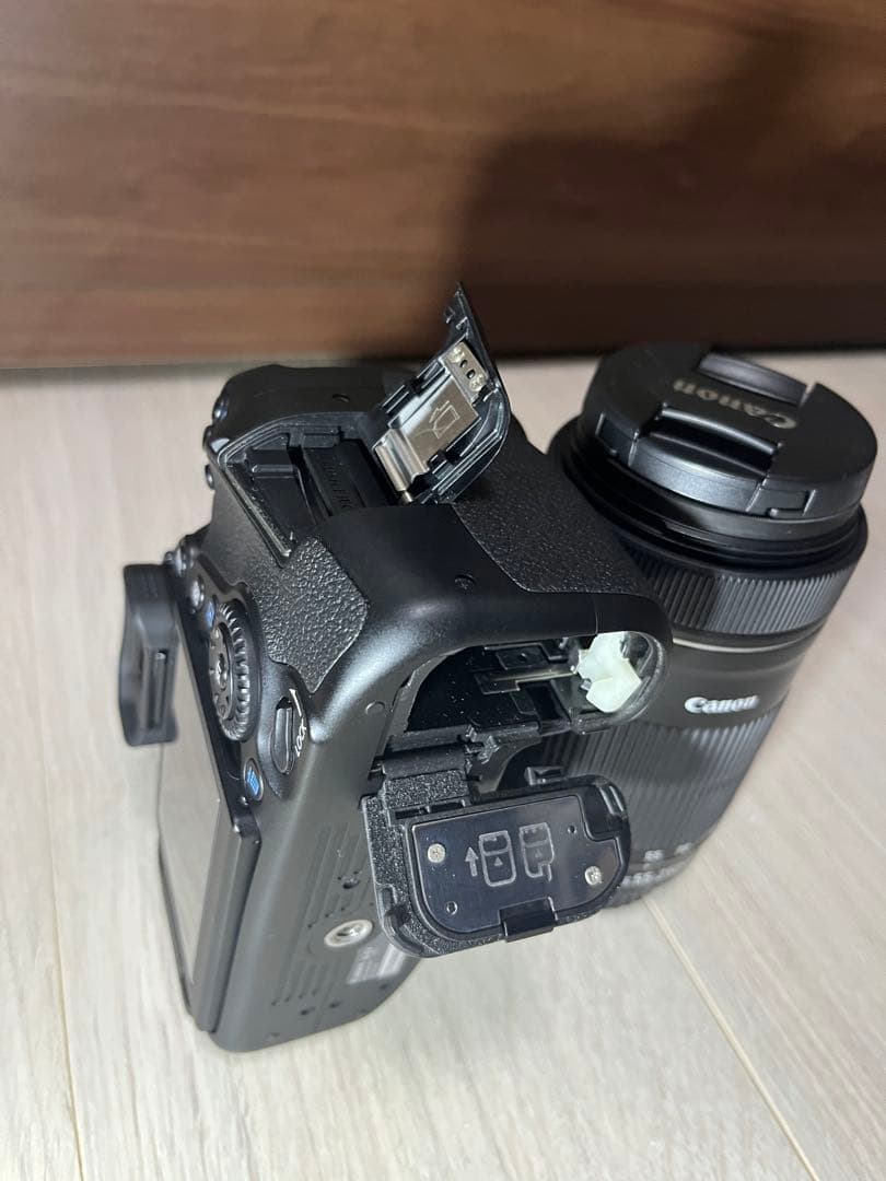 Canon EOS 80D + 2レンズセット+おまけ付き