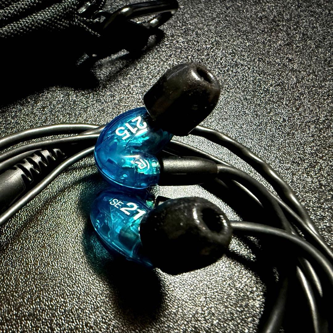 SHURE SE215 ノイズキャンセリングゲーミングイヤホン