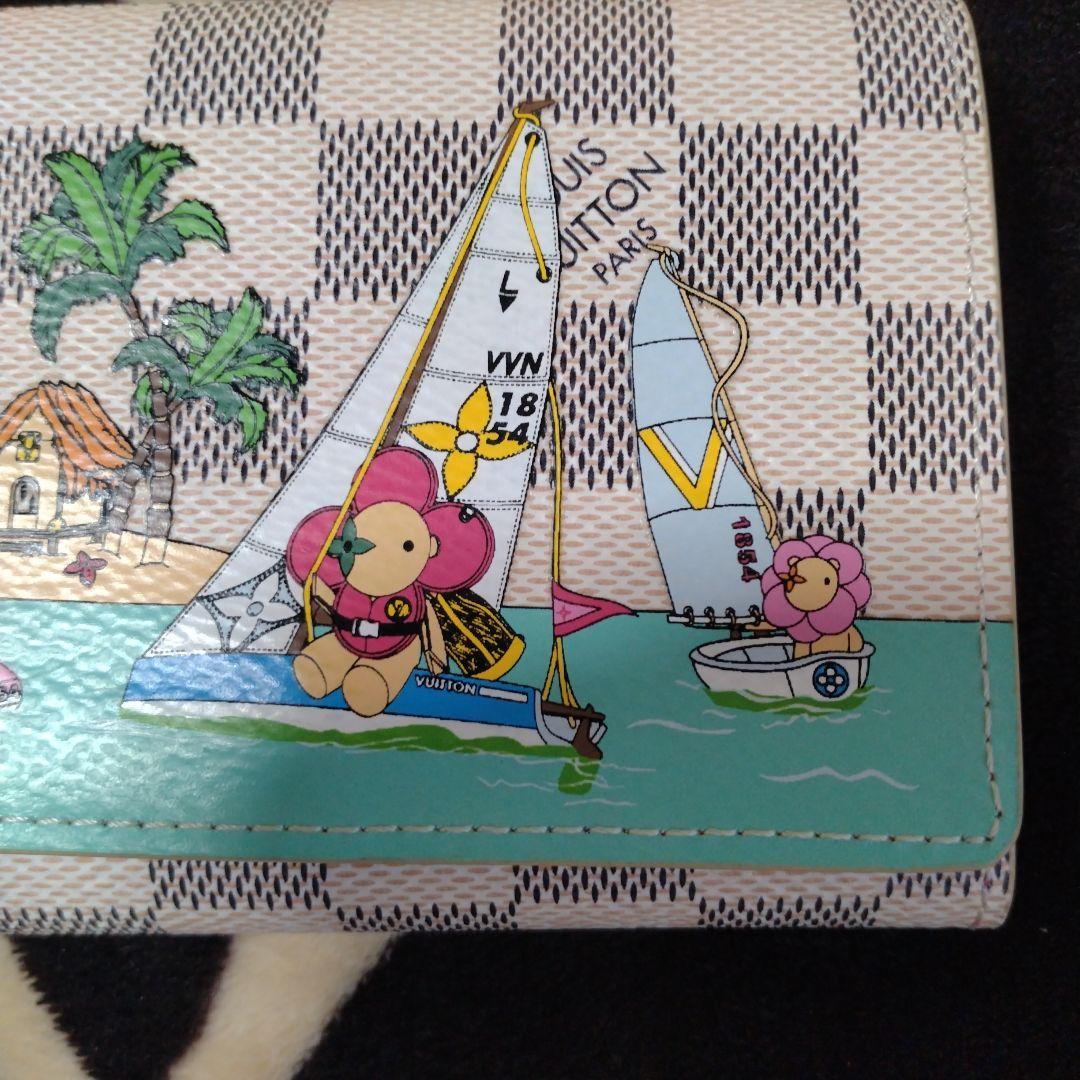 ノベルティ財布