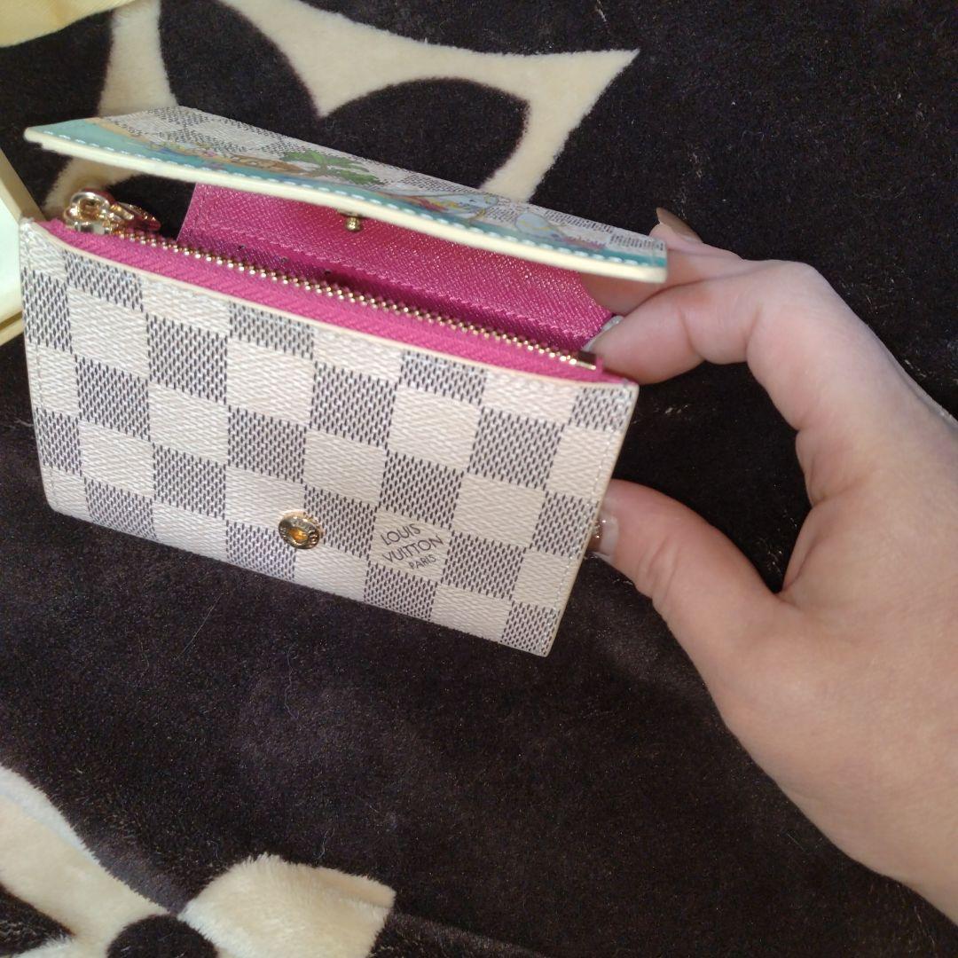 ノベルティ財布