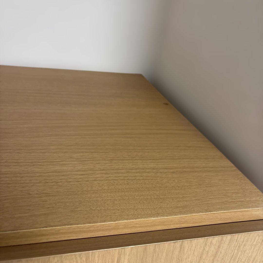 木目調ベージュ6ドア収納整理便利　幅￼89.5×奥行41×高さ180