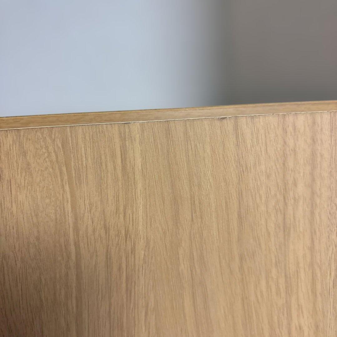 木目調ベージュ6ドア収納整理便利　幅￼89.5×奥行41×高さ180