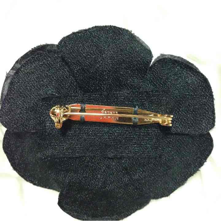 和紙 と しけ絹のカメオブローチ