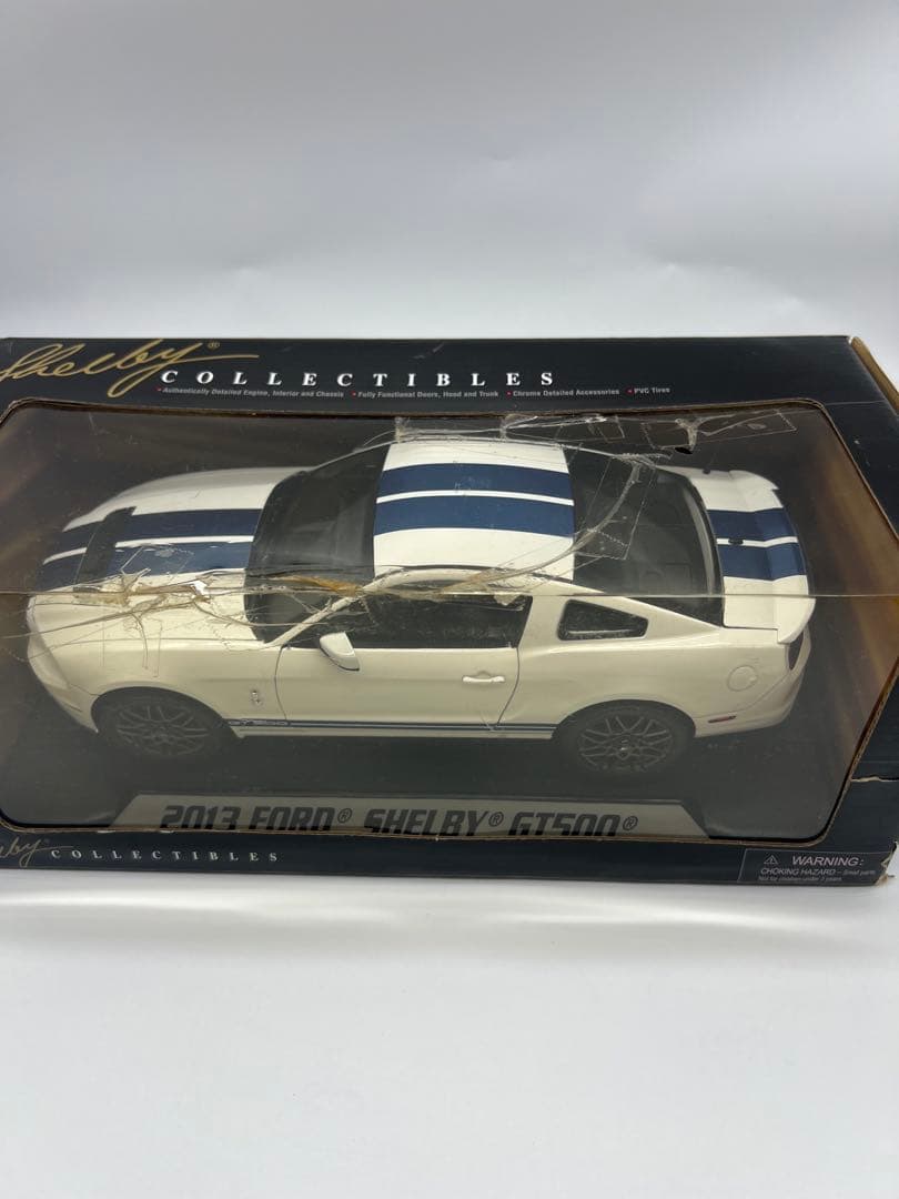 No375ミニカー1/18箱あり2013 Ford Shelby GT500