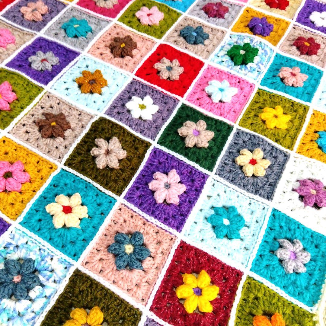 ★花柄グラニースクエアマルチカバー★ブランケット★ハンドメイド