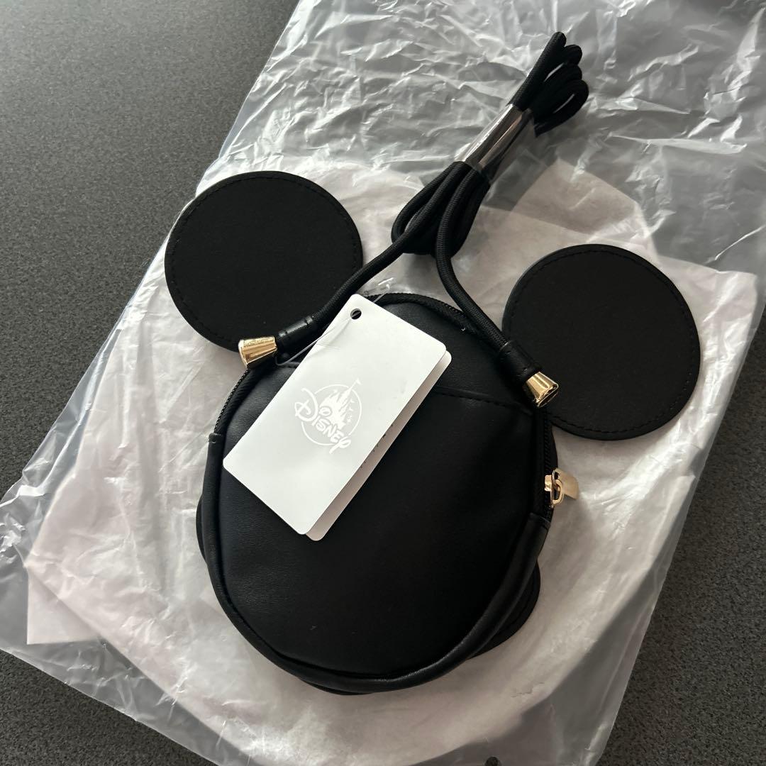 ディズニーストア　ミッキー&フレンズ フェイスデザインポシェットミッキー