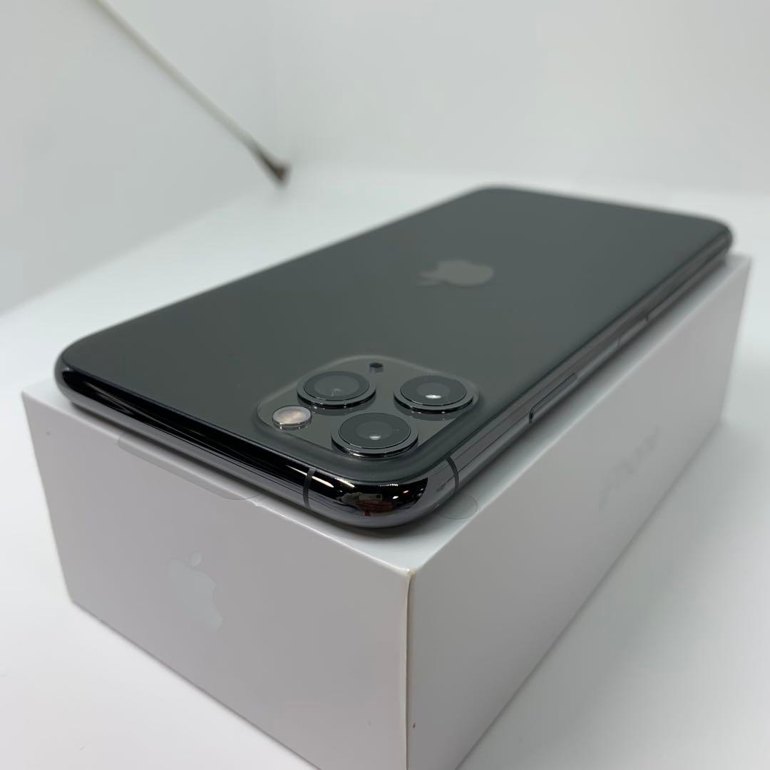 未使用　iPhone 11 Pro Max 256 GB SIMフリー　本体