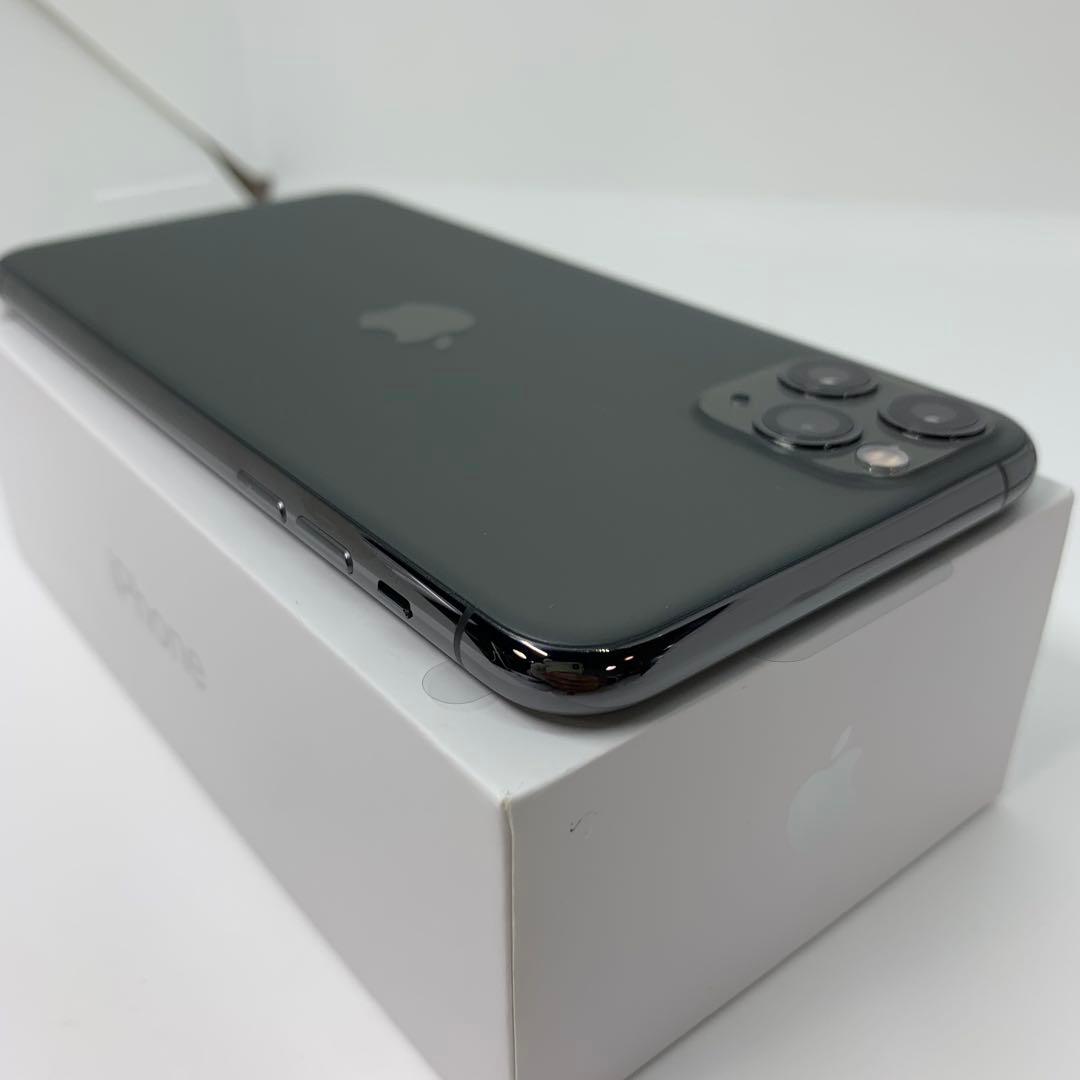 未使用　iPhone 11 Pro Max 256 GB SIMフリー　本体