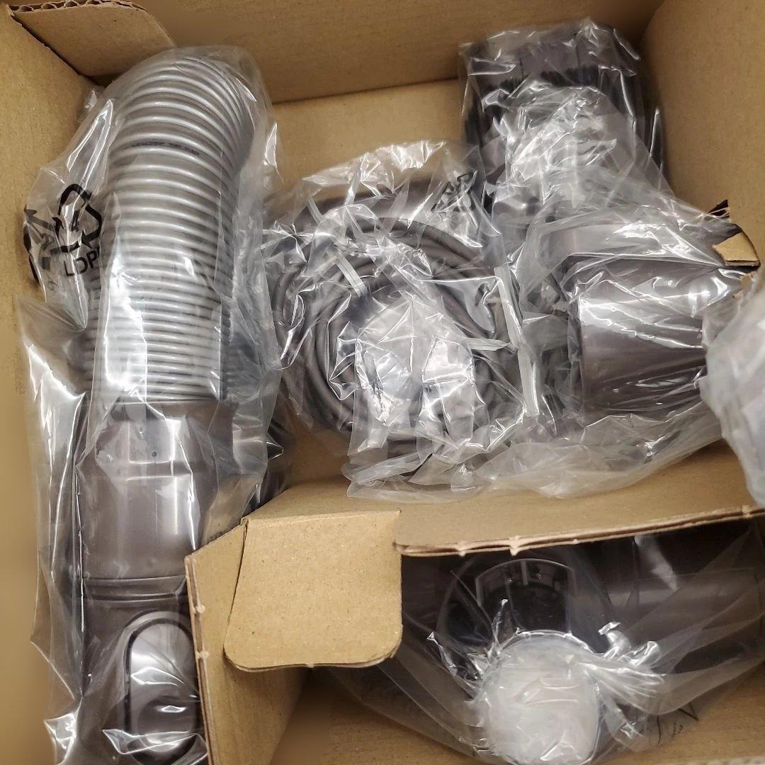 新品未使用☆ダイソン　dyson v6 car + boat ハンディクリーナー