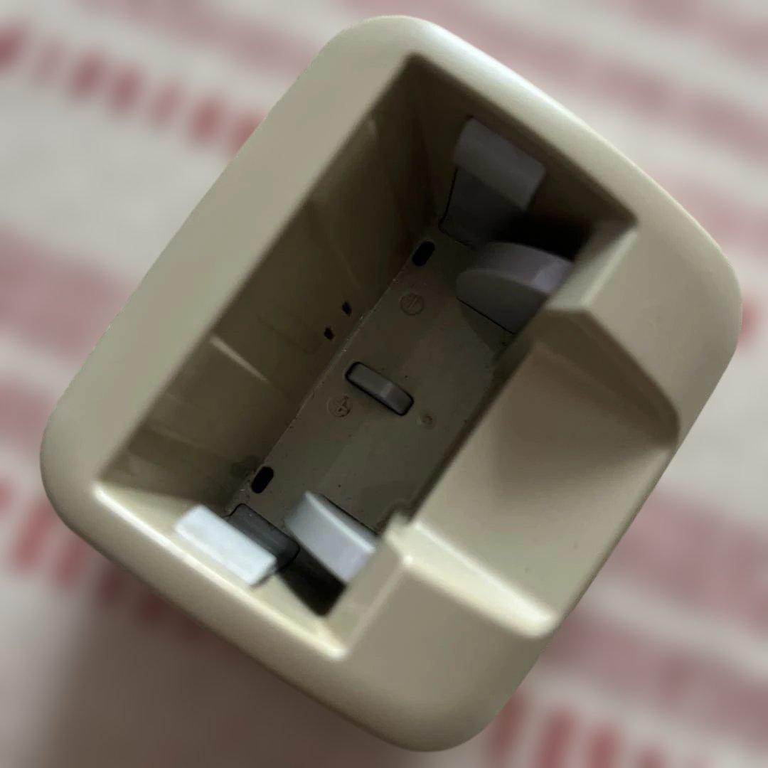 美品 docomo ドコモ F-01G ブルー折りたたみ式携帯電話 卓上充電器付