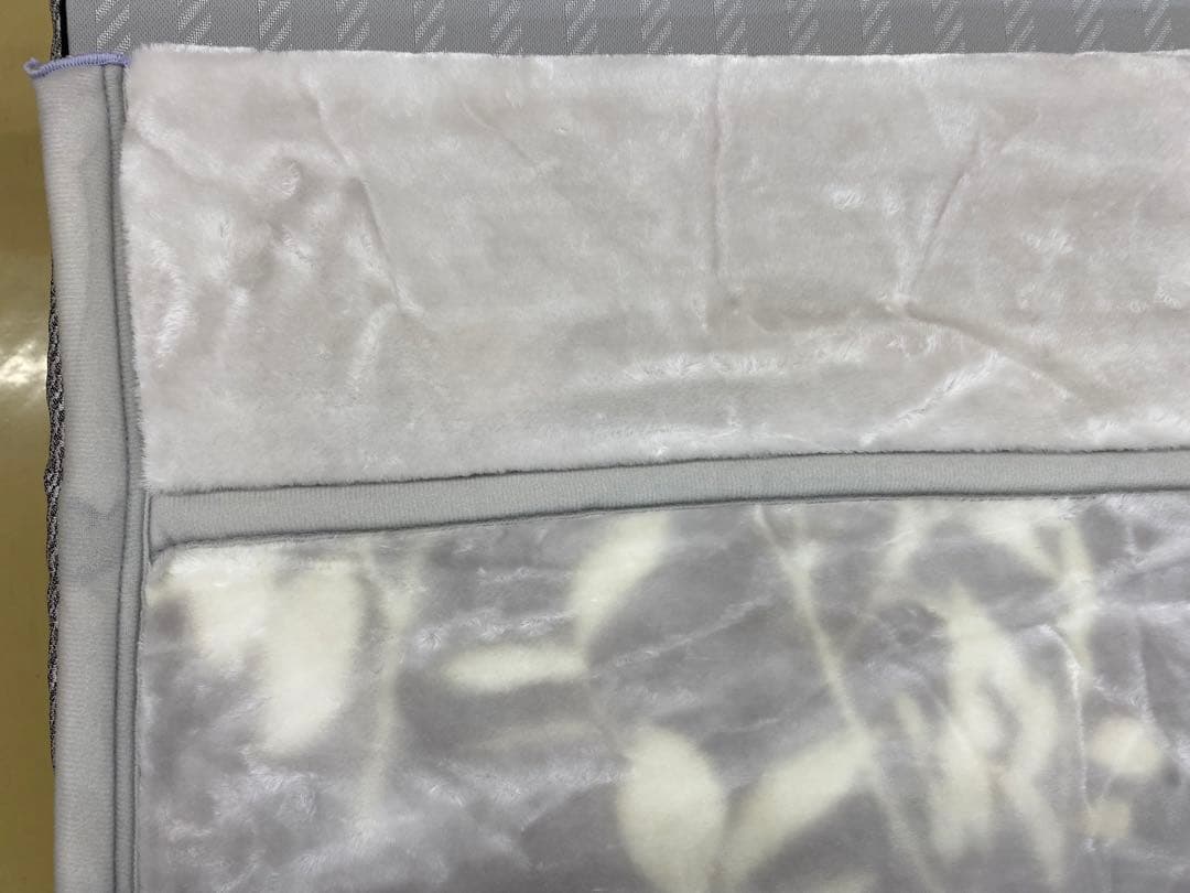 西川ボリュームなめらか合わせ毛布・ふっくら・洗濯機OK・シングル１４０×２００㎝