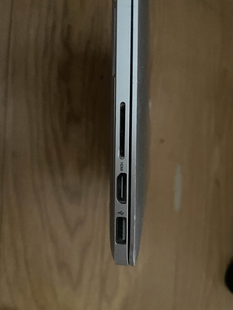 MacBookPro 2015 13インチ ストレージ512GB