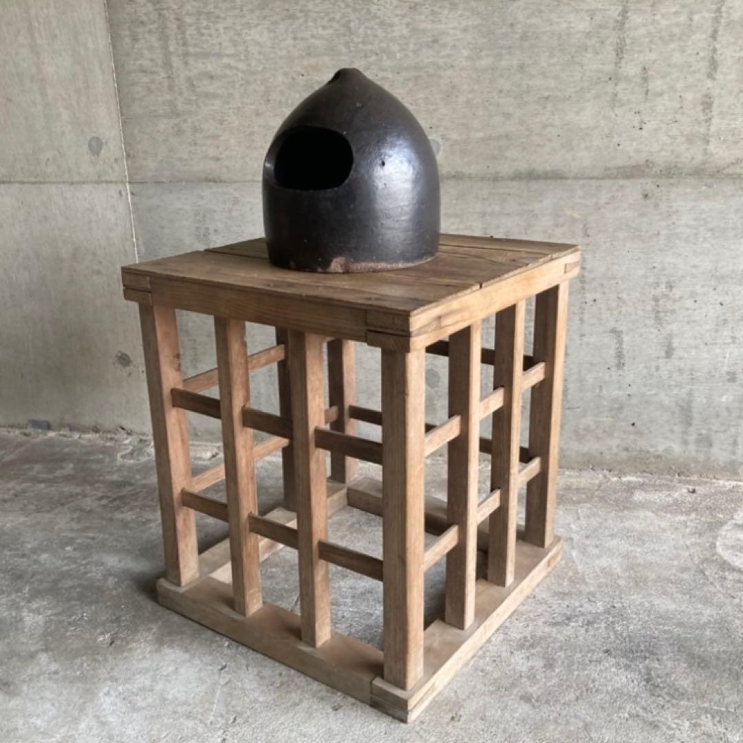 古い猫火鉢 行火 香炉 花器 釣鐘型 兜型 置物 オブジェ 陶器 古道具 レトロ